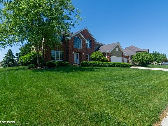 3rd image of 8203 Callista Dr