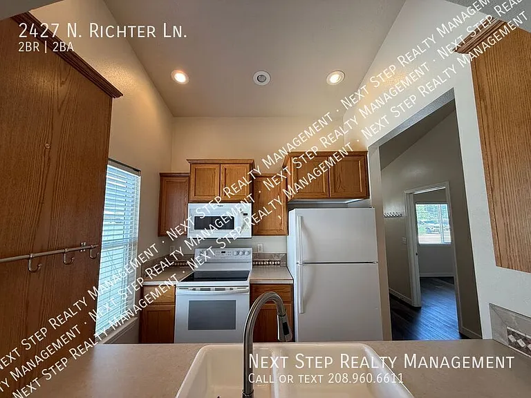 2427 N Richter Ln — Photo 4