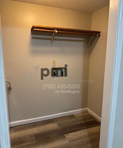 54 Greenwood Cir — Photo 7