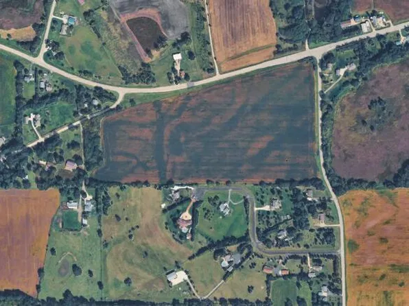 32929 OAK KNOLL ROAD, Rochester, WI 53182
