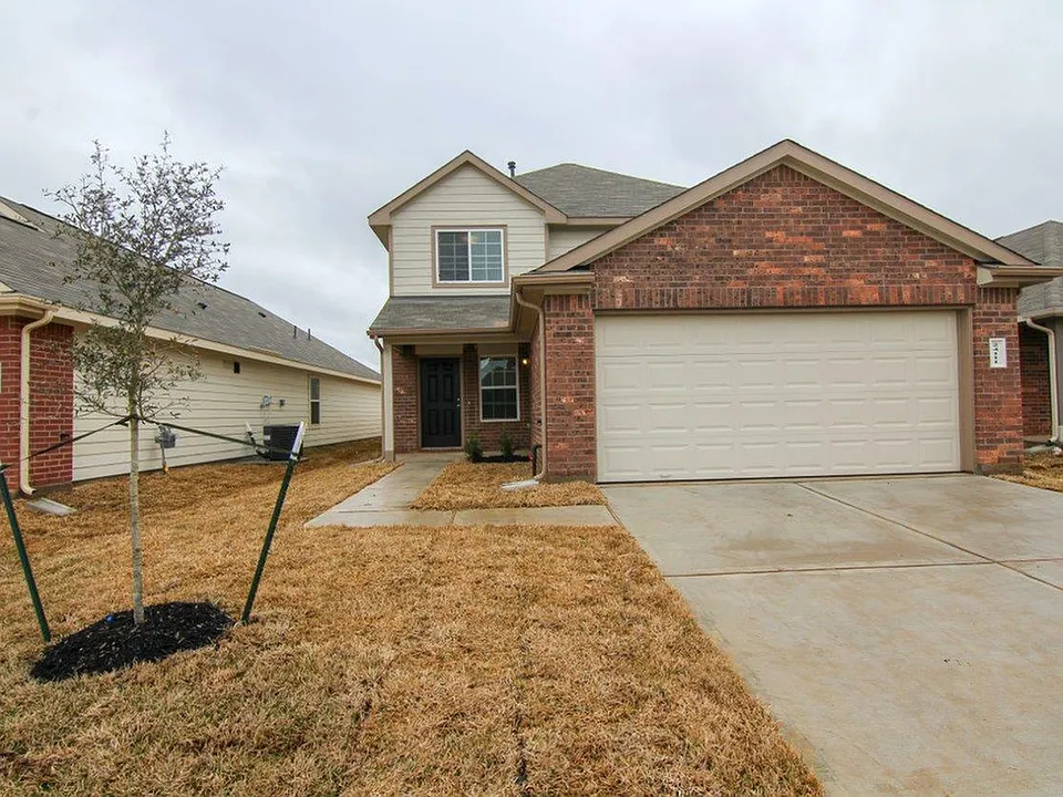 24111 Avogadro Dr