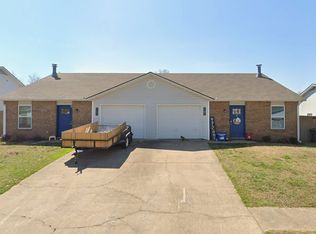 4393 & 4395 W Thrasher Dr #4393, Fayetteville, AR 72704