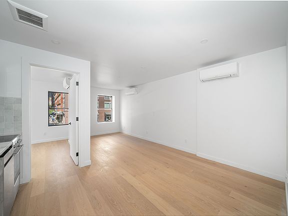 5th image of 101 Smith St #S1