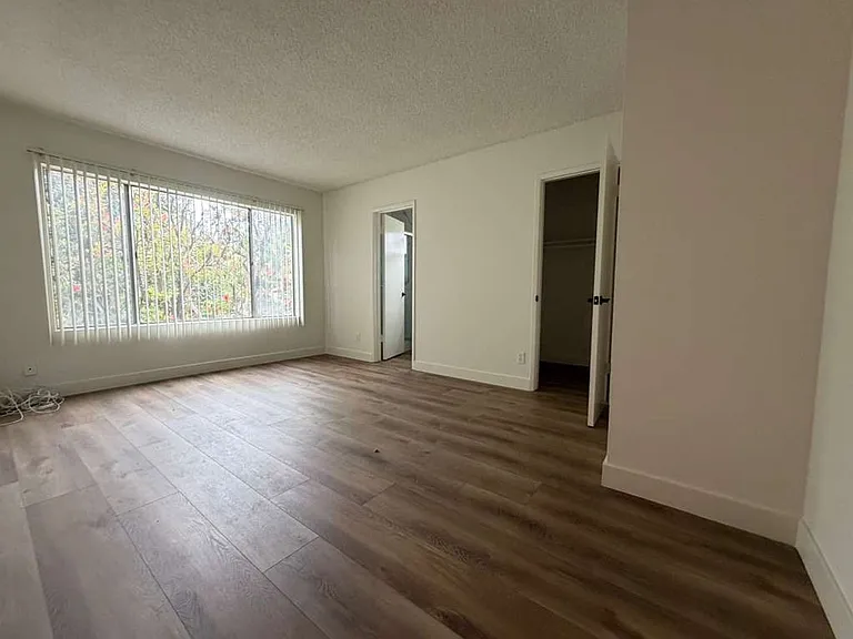 848 S Holt Ave #206 — Photo 9