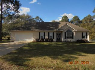 300 Peachtree Cir, Douglas, GA 31533