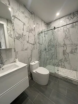 Bathroom, photo 1