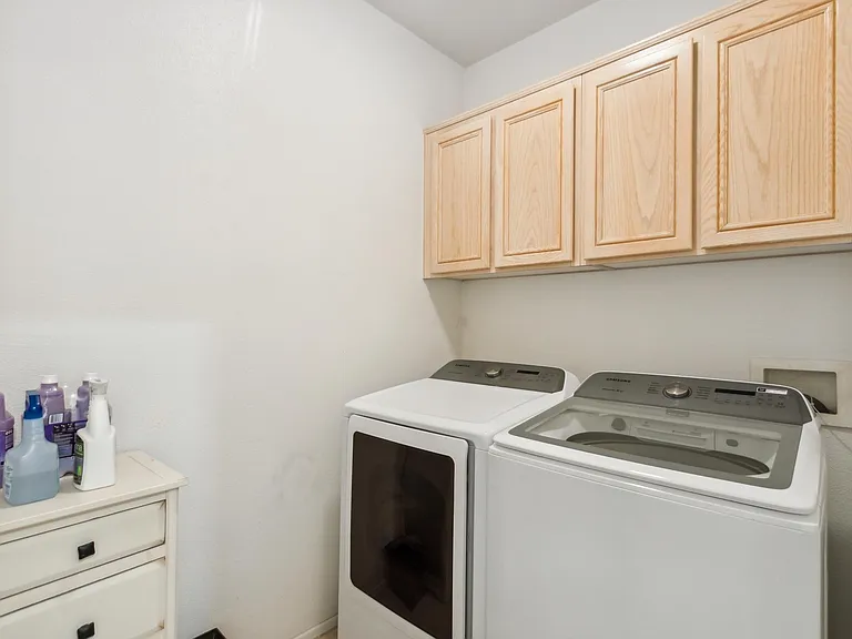 40 Vistara Dr — Photo 12