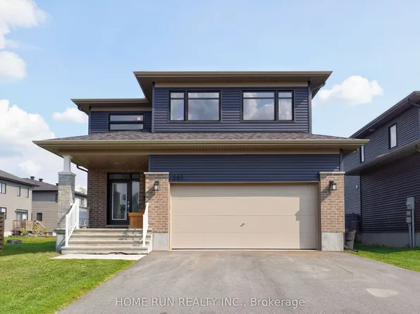 282 Nelson St E, Carleton Place, ON K7C 0P8