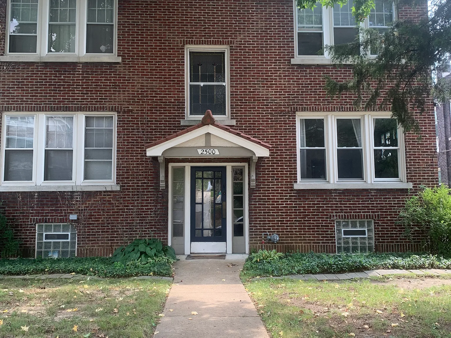 1 bed, 873 sqft, $1,195 — Photo 1