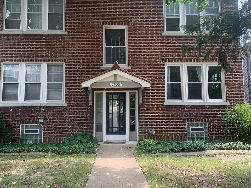 2500 Bellevue Ave #2S