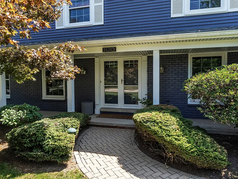 3015 High Pointe Ct — Photo 3