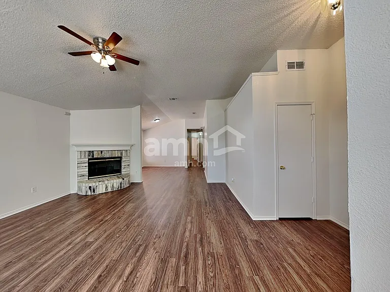 5713 Stone Meadow Ln — Photo 6