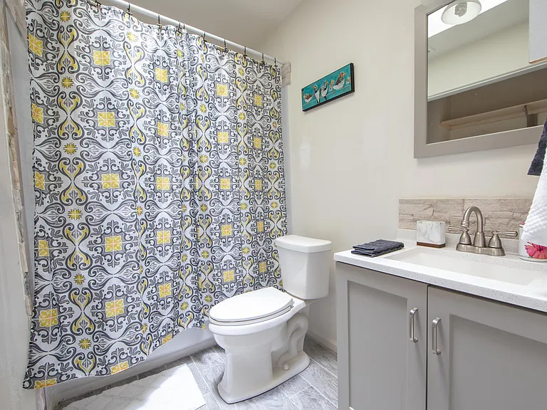 817 Chalk Ct — Photo 11