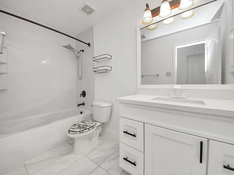 10850 White Oak Point Ct — Photo 20
