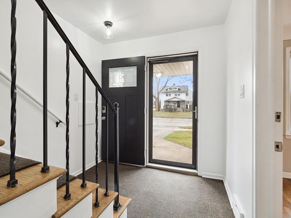 Inside view of front door entrance