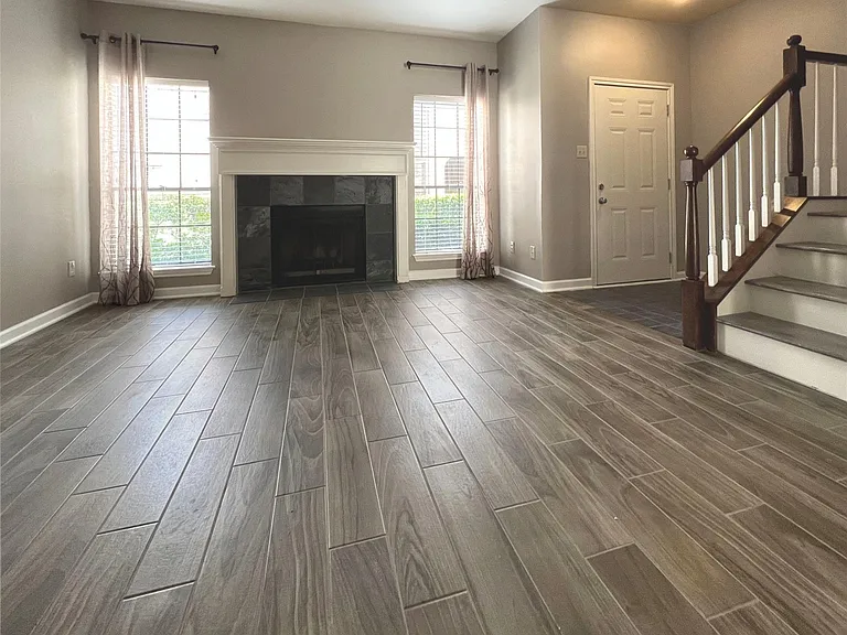 3300 Bellefontaine St #2 — Photo 3