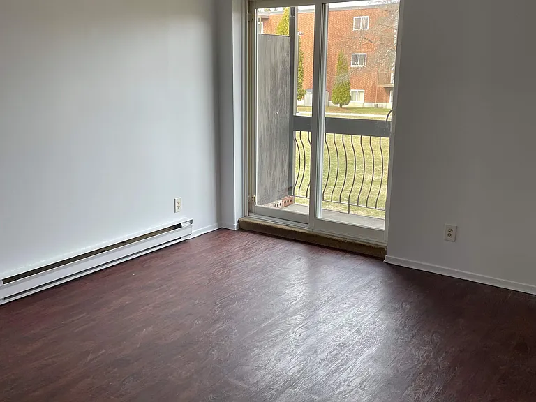 754 Laflin St — Photo 20