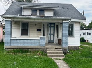 10 W 38th St, Anderson, IN 46013