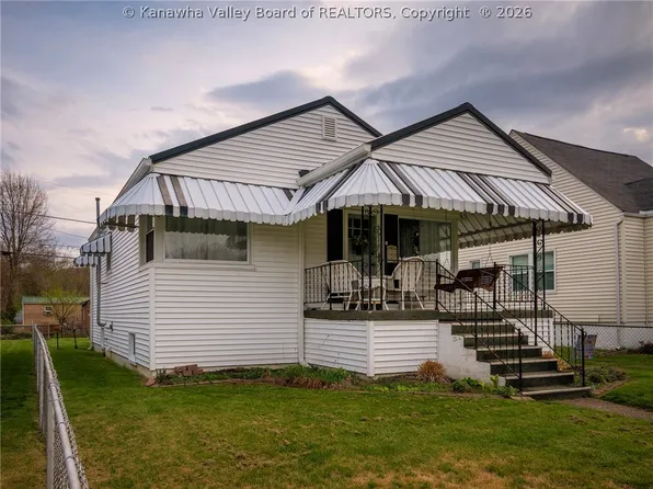 2614 Washington Ave, Saint Albans, WV 25177