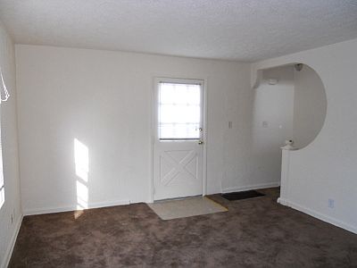 2nd image of 1525 W 28th St