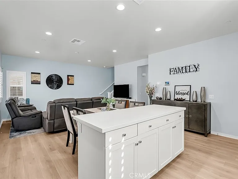16064 Symphony Ln — Photo 15