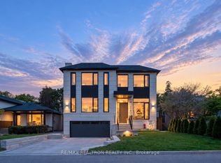 35 Foxwarren Dr, Toronto, ON M2K 1L1