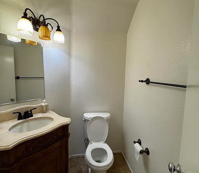 16318 Star Crest Dr — Photo 7