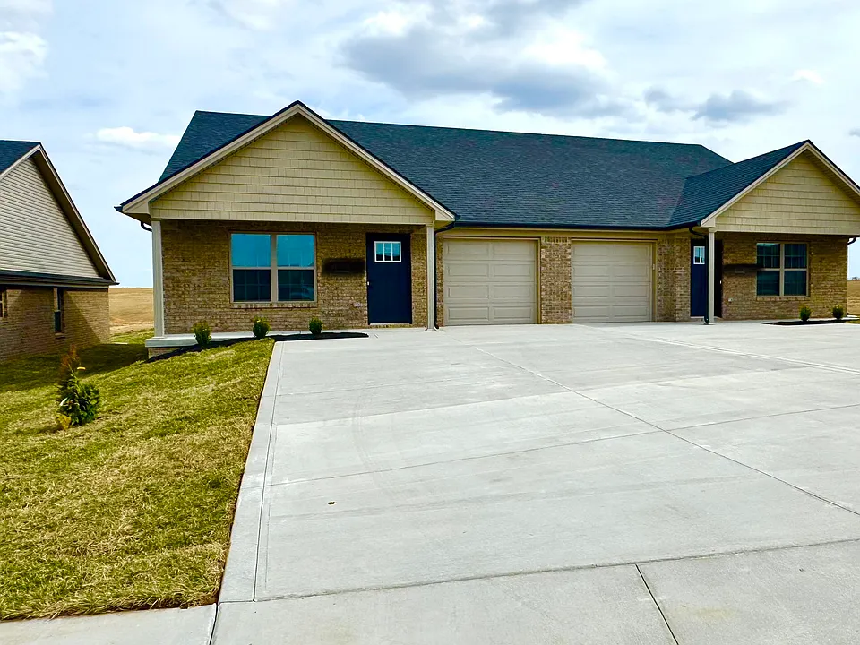 7044 Caravan Dr