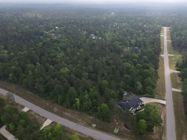 15568 Republic Ranch Rd N, Willis, TX 77378