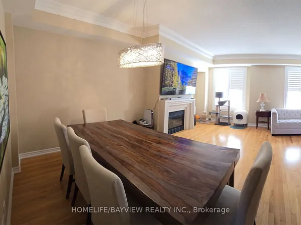 9 Ruskov Ln, Markham, ON L6C 0P1