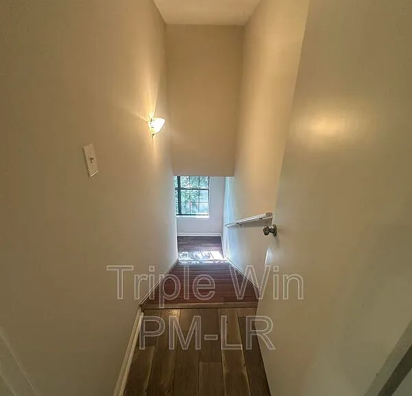 5900 Foxboro Dr — Photo 14