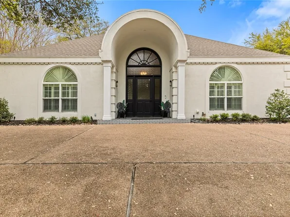 3013 Deerwood Dr, Waco, TX 76710