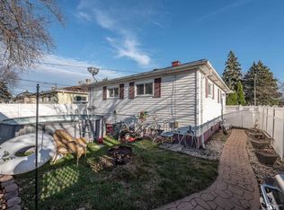 1203 Arbor Ave, Monroe, MI 48162