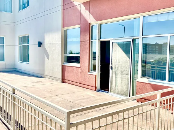 5855 Horton St, Emeryville, CA