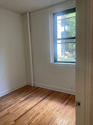 5th image of 21-05 33rd St #1B