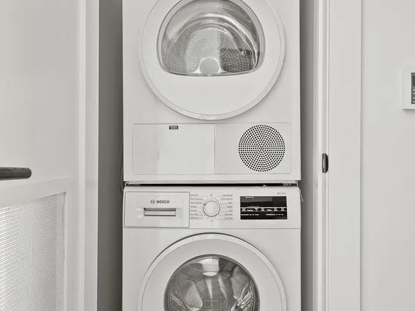 33 Park Place image 9 of 9