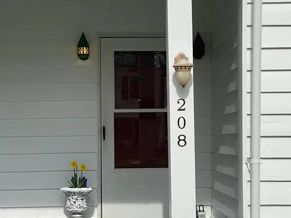 208 Palen Ave, Newport News, VA 23601