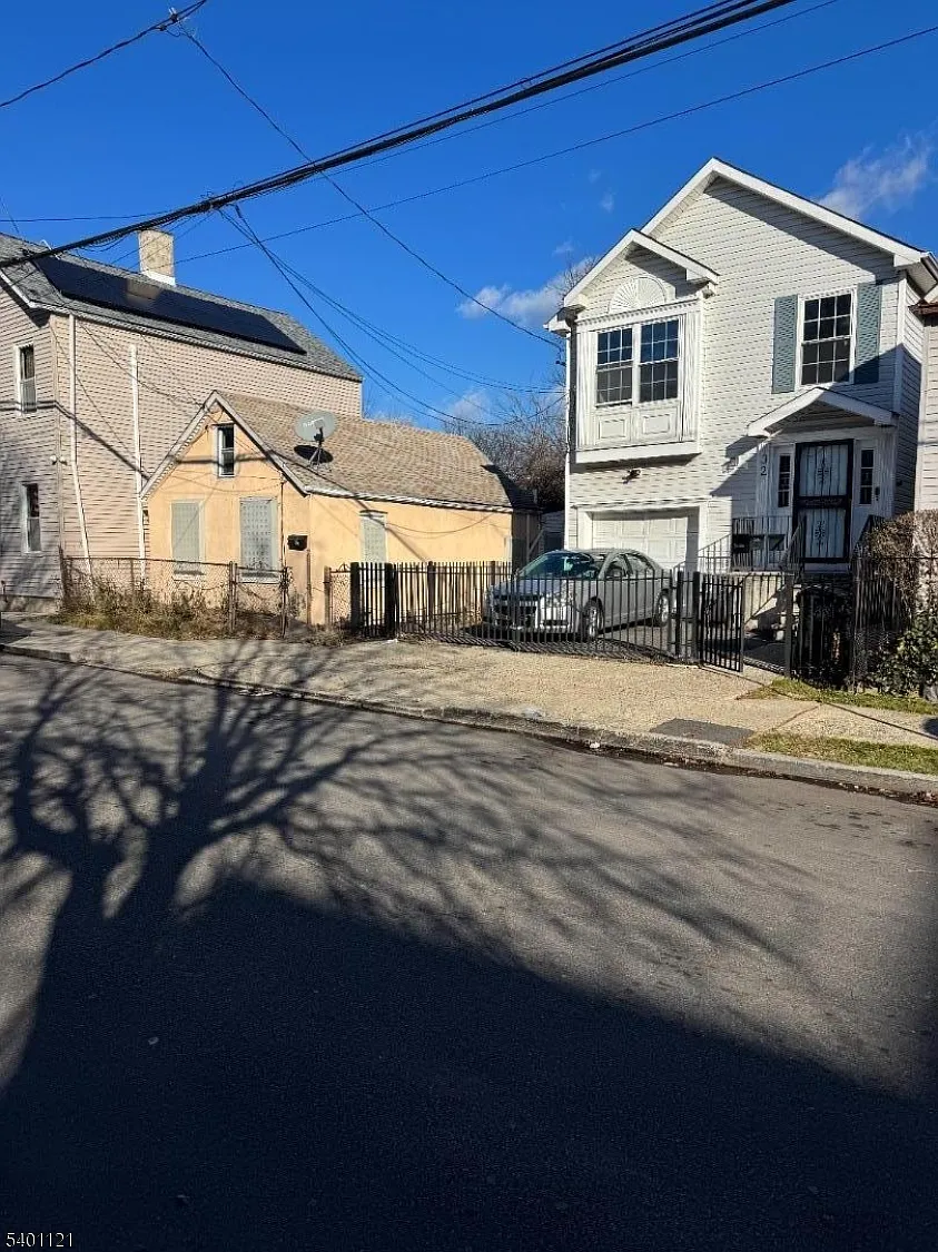 34 Holland St, Newark NJ - Owner Finance Home
