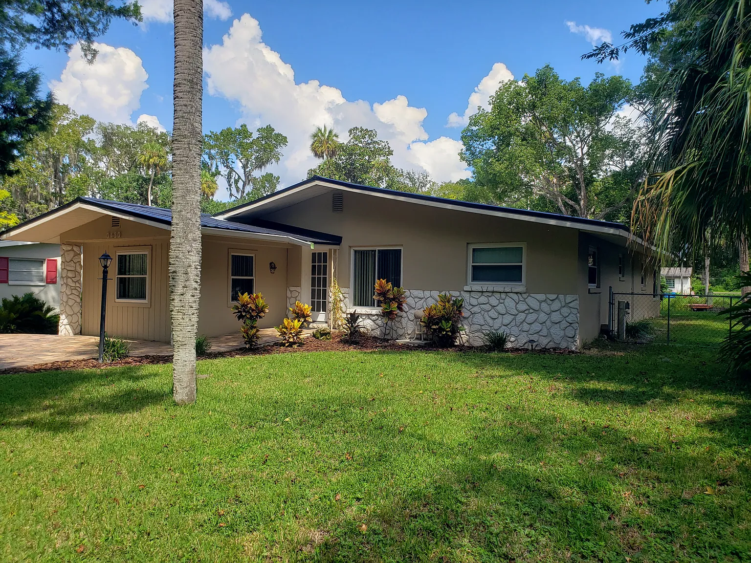 4 bed, 1770 sqft, $2,800 — Photo 1