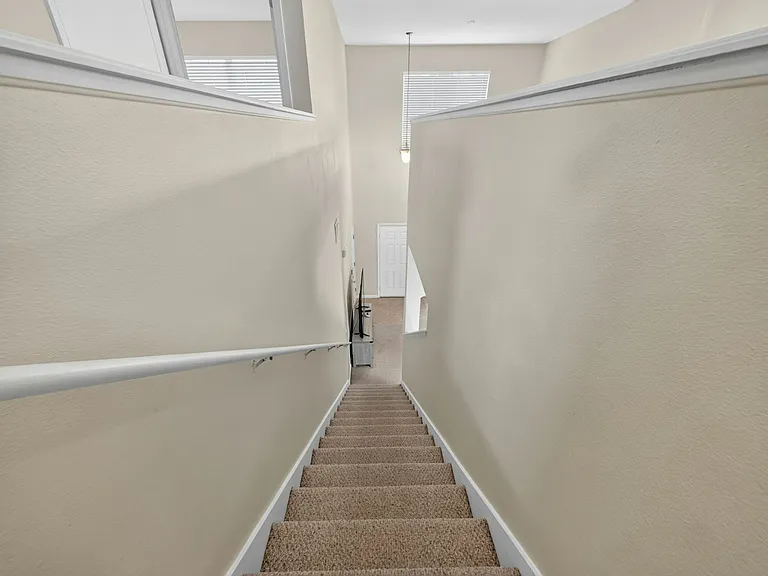 10411 Park Commons Dr — Photo 14