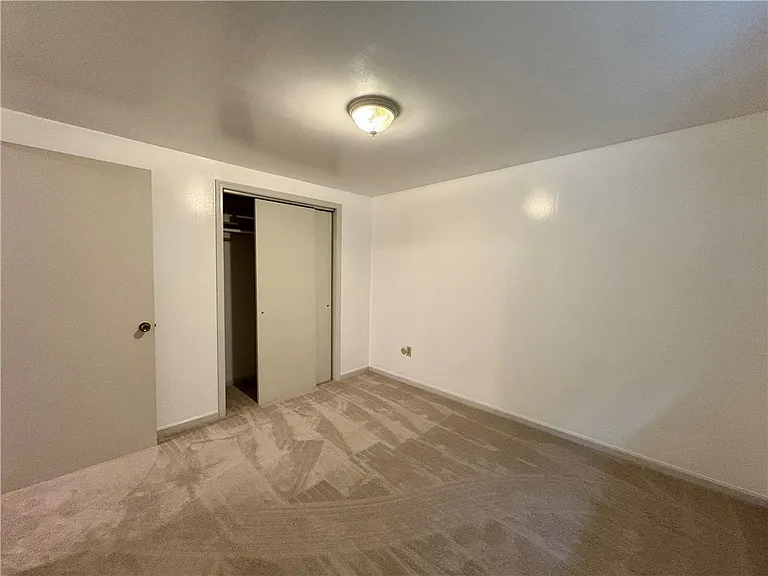 106 Dawson Dr — Photo 10