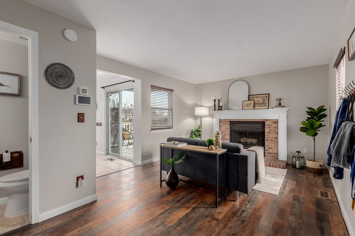 next background image