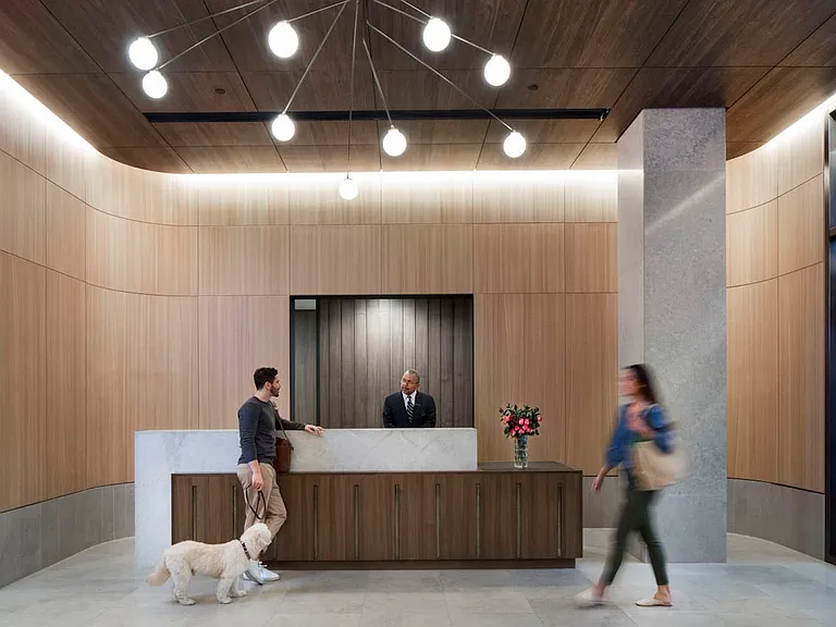 Columbus Cir #N17A — Photo 11