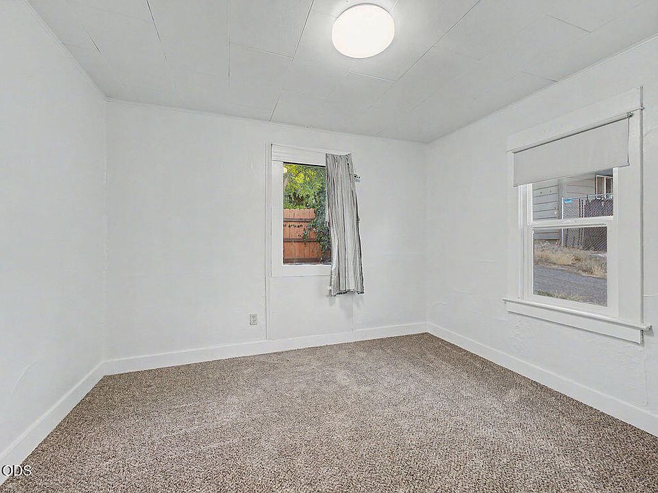 10th image of 1012 N 8th St