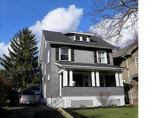 99 Woodstock Rd, Rochester, NY 14609