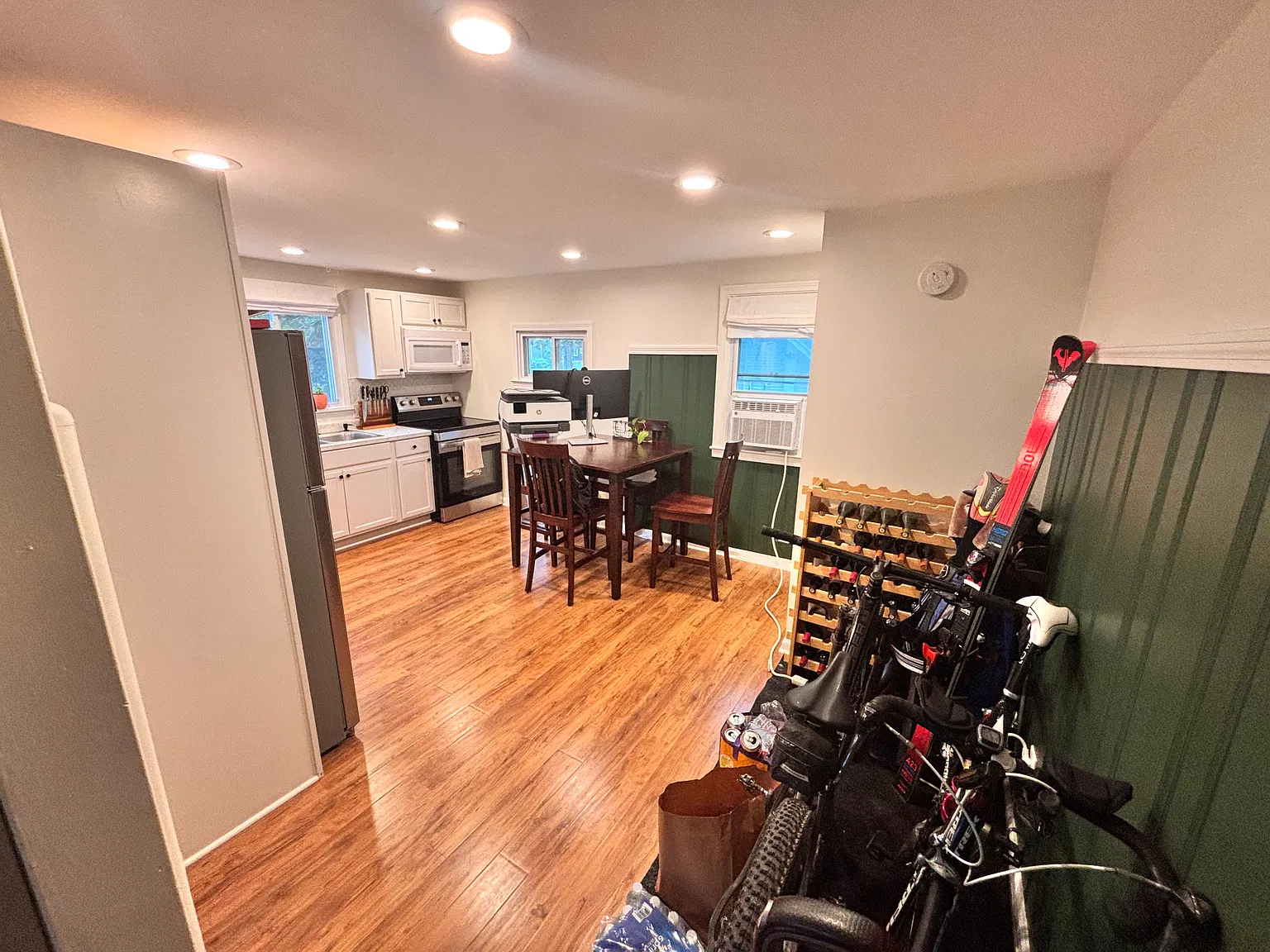 2 bed, 864 sqft, $2,050 — Photo 4
