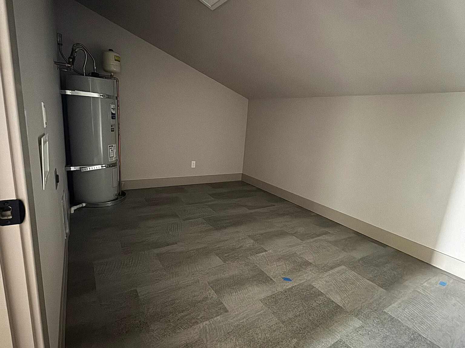 2 bed, 1408 sqft, $2,550 — Photo 2