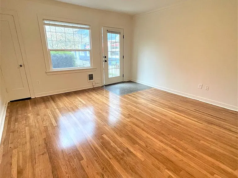 2080 SE Caruthers St #2114 — Photo 3