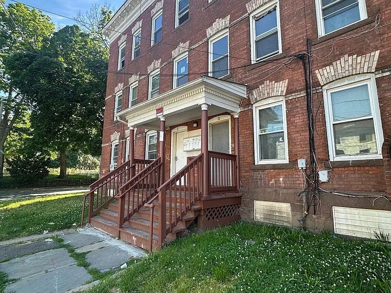 3 Putnam St #3R — Photo 19