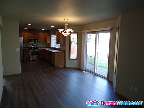 4th image of 7919 202nd Street Ct E